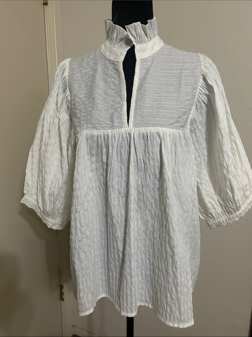 Jade White Textured Ruffled Mock-Neck Blouse